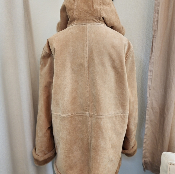 Marvin Richard's Suede and faux fur lined Jacket Size XL in light brown. - Picture 4 of 11
